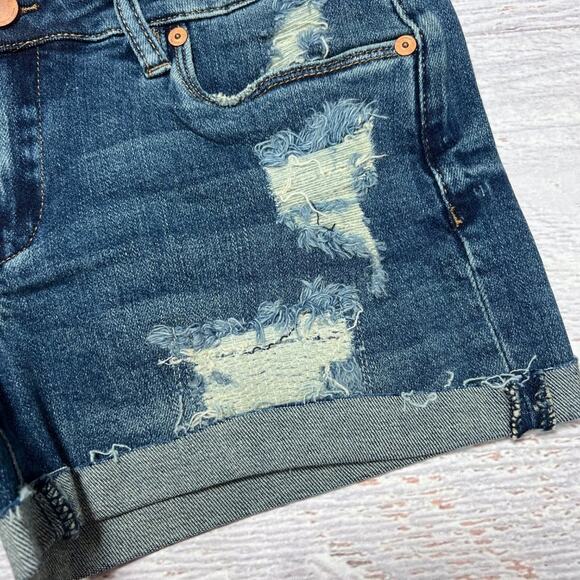 NWT Blank NYC Fulton Roll Up Jean Short Women 25 Dress Down Party Blue Denim NEW - Picture 6 of 14